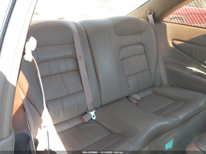 1HGCG2258YA009792 2000 HONDA ACCORD photo no. 8
