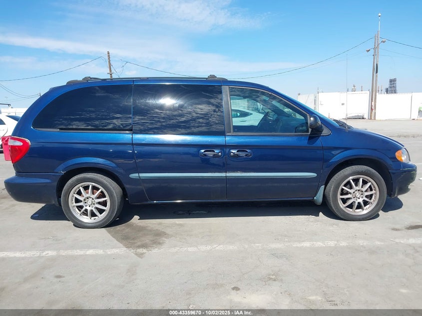 2001 Dodge Grand Caravan Sport VIN: 2B4GP44301R330067 Lot: 43359670