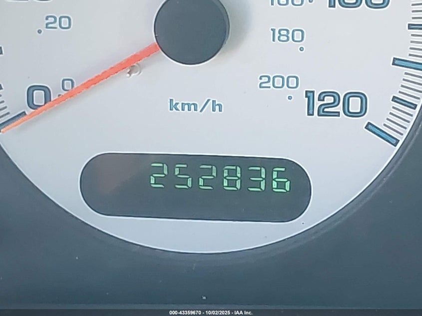 2001 Dodge Grand Caravan Sport VIN: 2B4GP44301R330067 Lot: 43359670