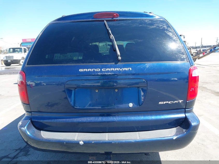 2001 Dodge Grand Caravan Sport VIN: 2B4GP44301R330067 Lot: 43359670