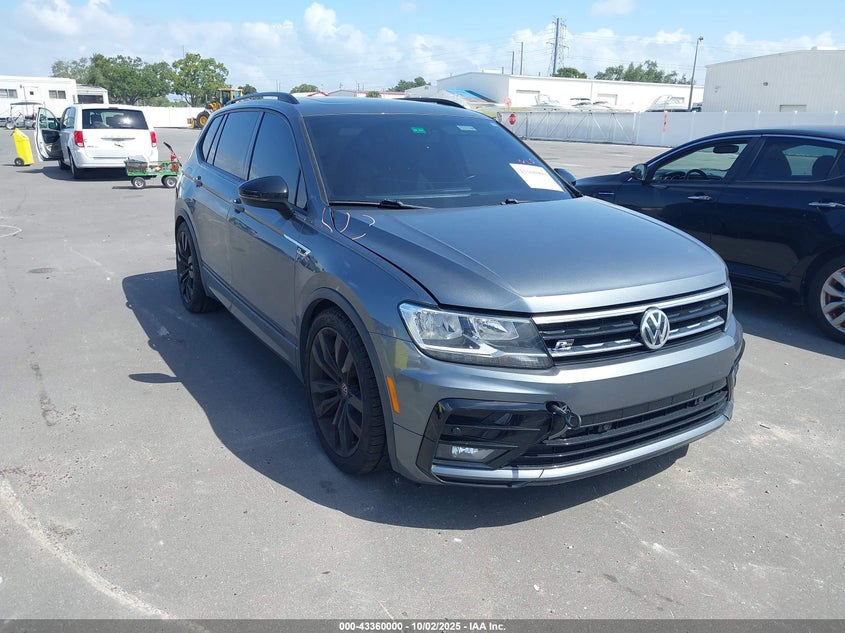 VOLKSWAGEN TIGUAN 2.0T SE/2.0T SE R-LINE BLACK/2.0T SEL