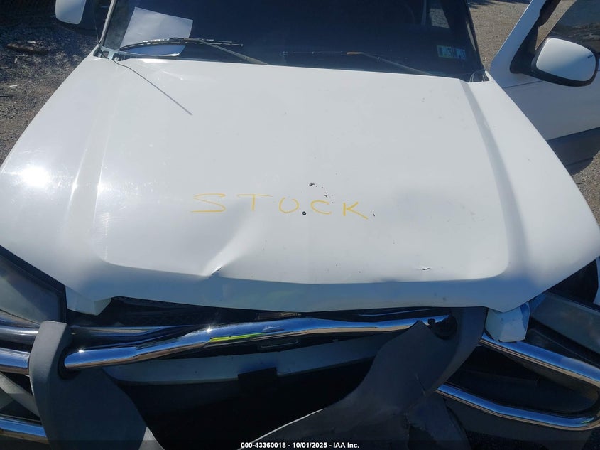 2002 Chevrolet Avalanche 1500 VIN: 3GNEK13T72G151130 Lot: 43360018