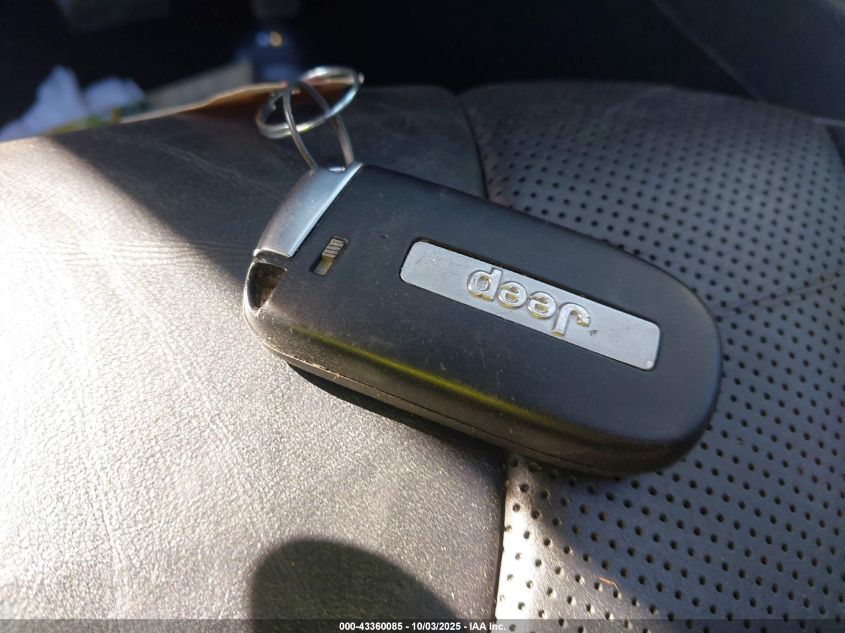 2014 Jeep Cherokee Limited VIN: 1C4PJMDS1EW266579 Lot: 43360085