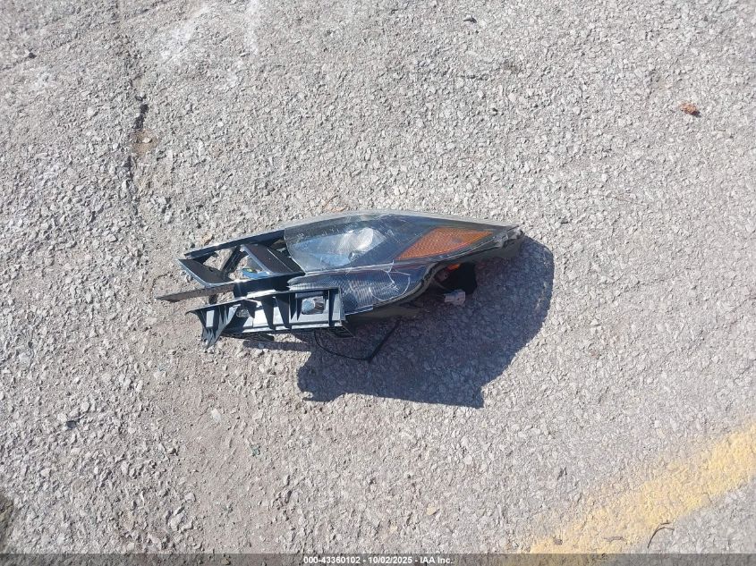 2004 Ford F-250 Lariat/Xl/Xlt VIN: 1FTNW21S94EC90425 Lot: 43360102