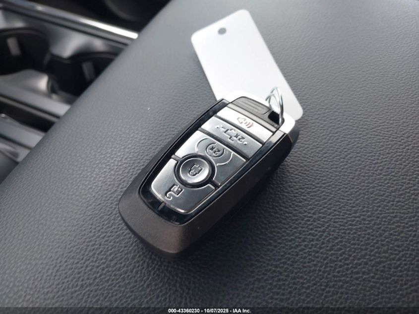 2025 Ford F-150 Lariat VIN: 1FTFW5L51SFA23817 Lot: 43360230