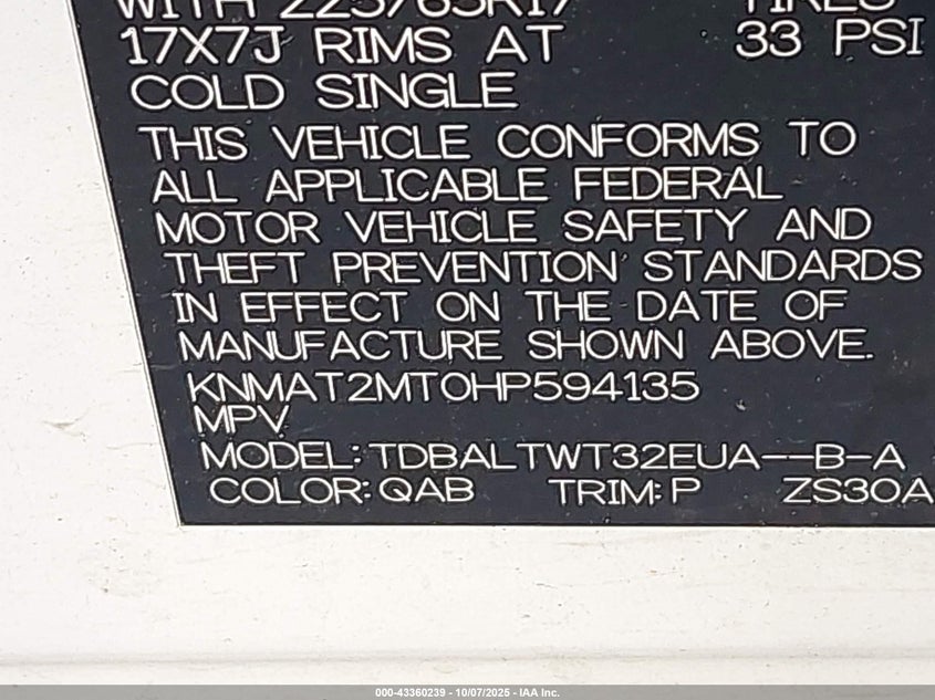 2017 NISSAN ROGUE SV KNMAT2MT0HP594135