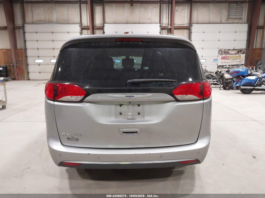 2019 Chrysler Pacifica Touring L VIN: 2C4RC1BG2KR507747 Lot: 43360275