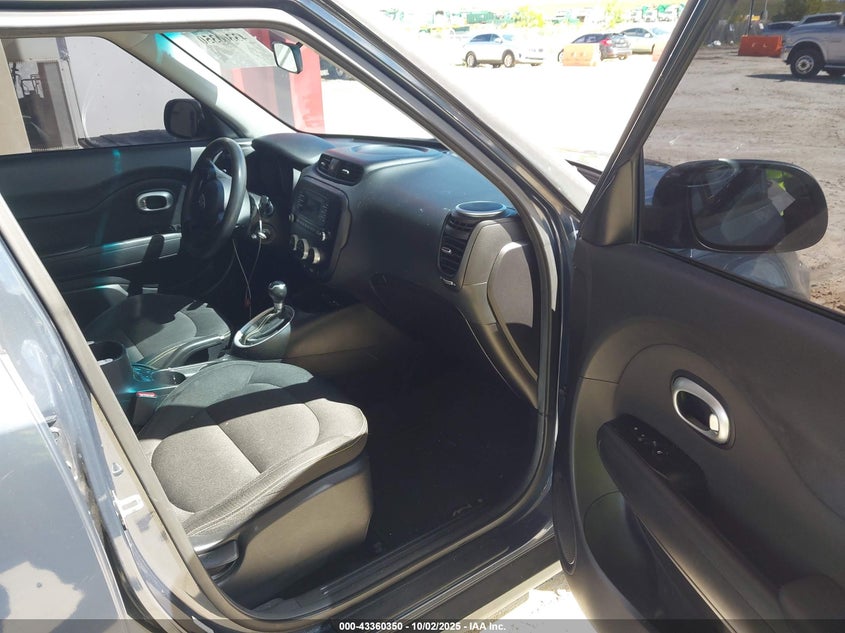 2015 KIA SOUL + KNDJP3A51F7202535