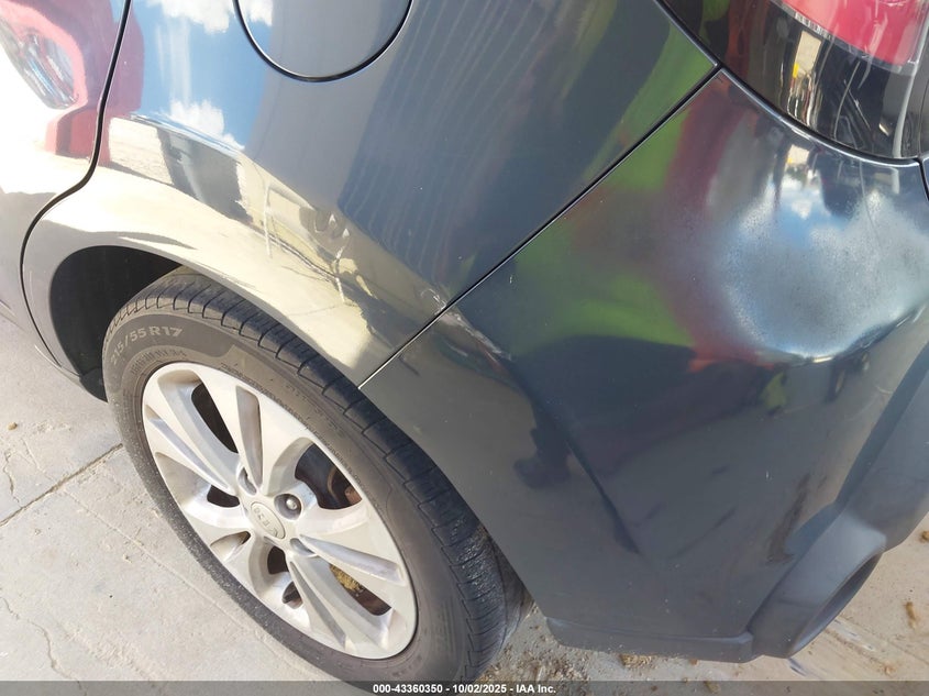 2015 KIA SOUL + KNDJP3A51F7202535