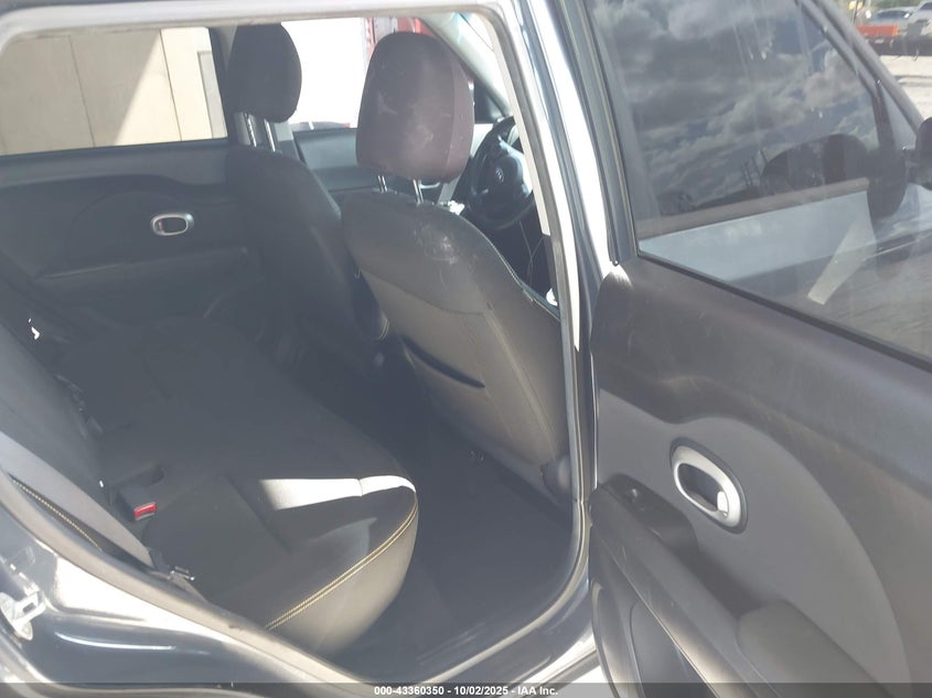 2015 KIA SOUL + KNDJP3A51F7202535