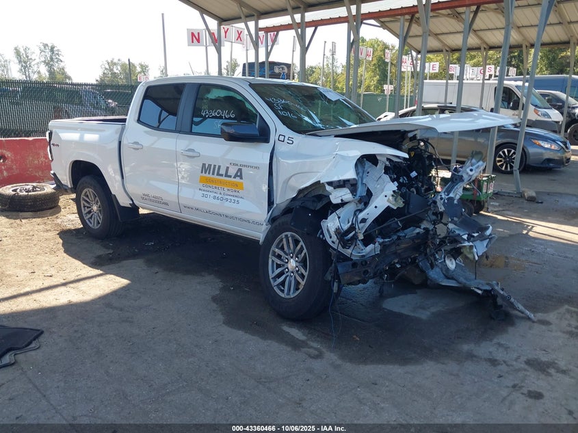 CHEVROLET COLORADO 4WD LT