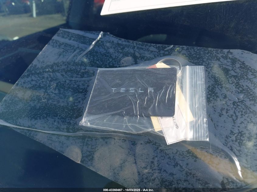 2023 Tesla Model Y Awd/Long Range Dual Motor All-Wheel Drive VIN: 7SAYGDEE0PA034686 Lot: 43360467