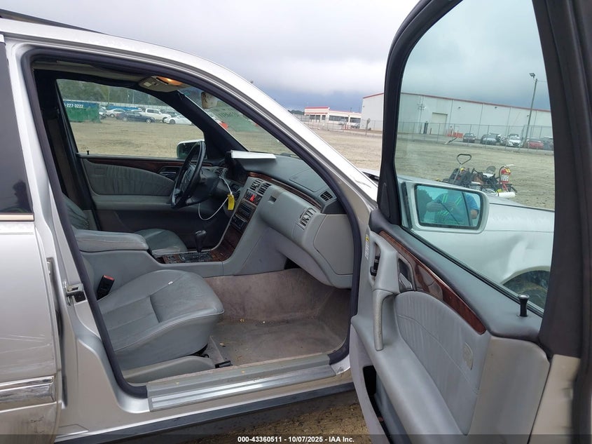 WDBJF65F5WA437514 1998 MERCEDES-BENZ E-KLASSE photo no. 5