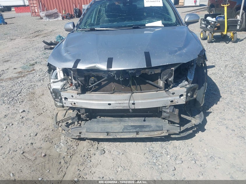 2020 TOYOTA CAMRY LE - 4T1C11AK1LU961795