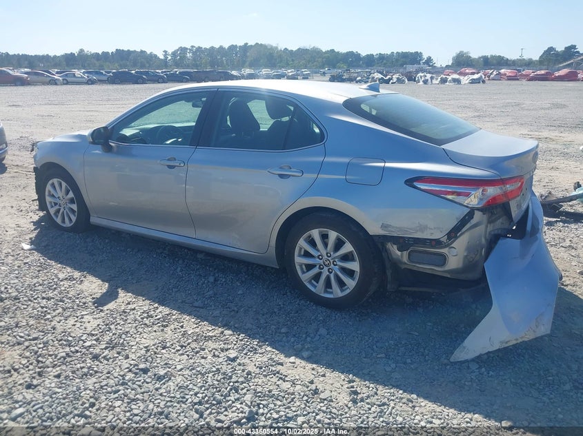 2020 TOYOTA CAMRY LE - 4T1C11AK1LU961795