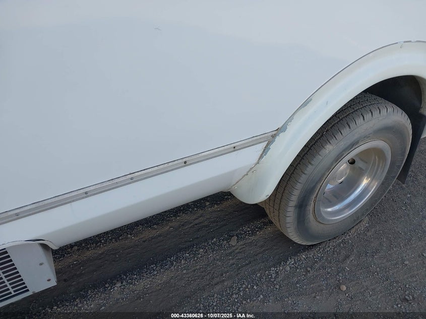 2003 Ford E-450 Cutaway Standard VIN: 1FDXE45S73HA26047 Lot: 43360626