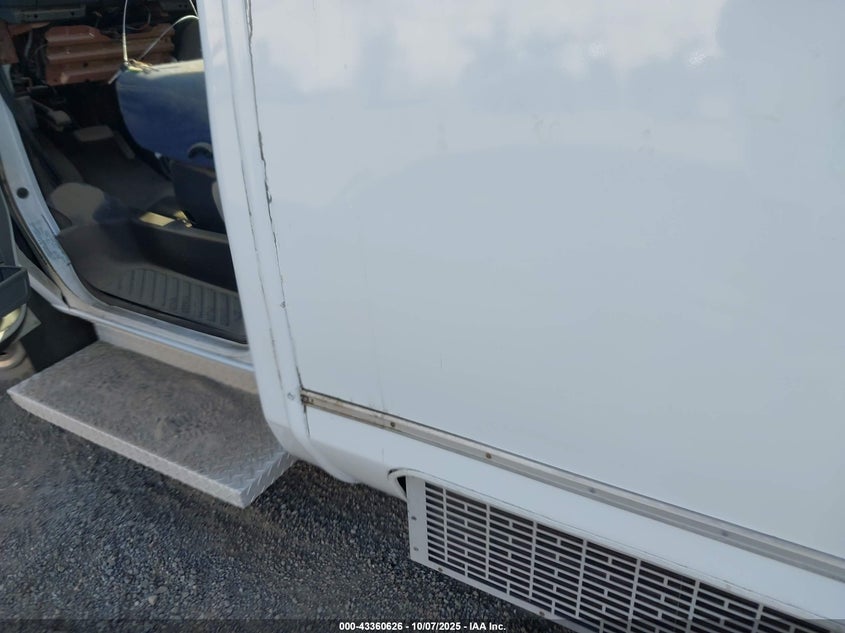 2003 Ford E-450 Cutaway Standard VIN: 1FDXE45S73HA26047 Lot: 43360626