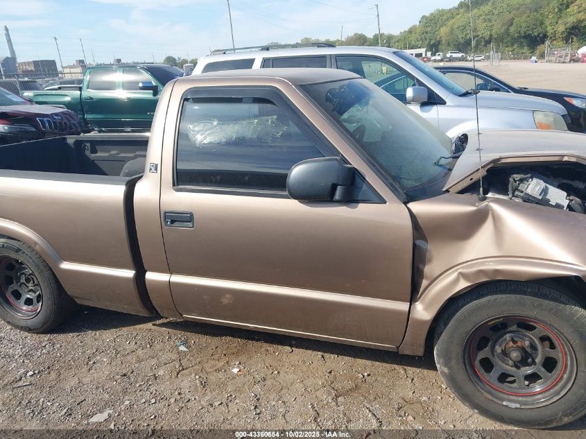 2002 GMC Sonoma Sl VIN: 1GTCS14W928183835 Lot: 43360654