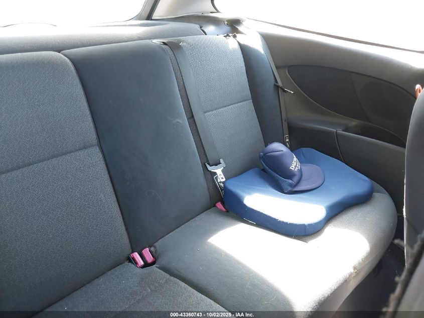 2001 Ford Focus Zx3 VIN: 3FAFP31311R128772 Lot: 43360743