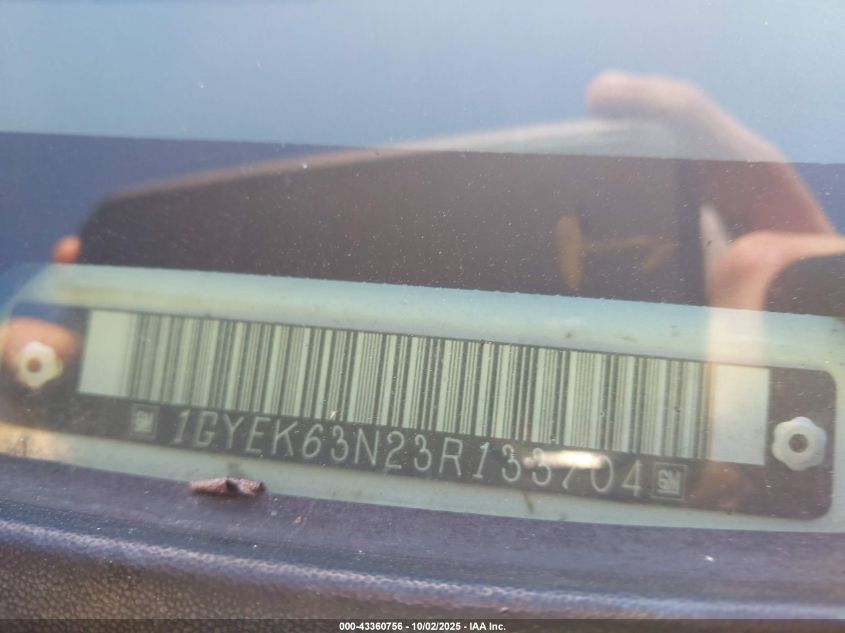 2003 Cadillac Escalade Standard VIN: 1GYEK63N23R133704 Lot: 43360756