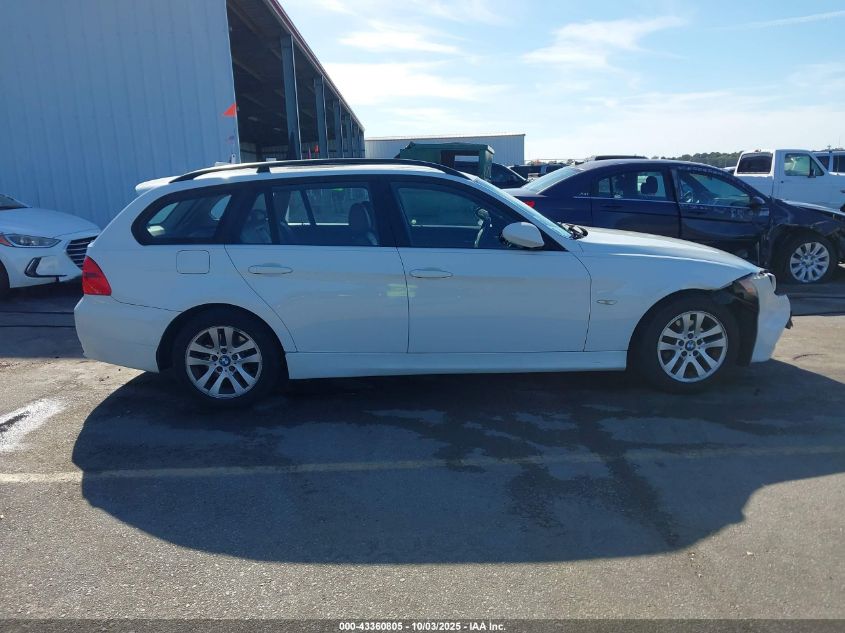 2006 BMW 325Xit VIN: WBAVT13526KW23821 Lot: 43360805