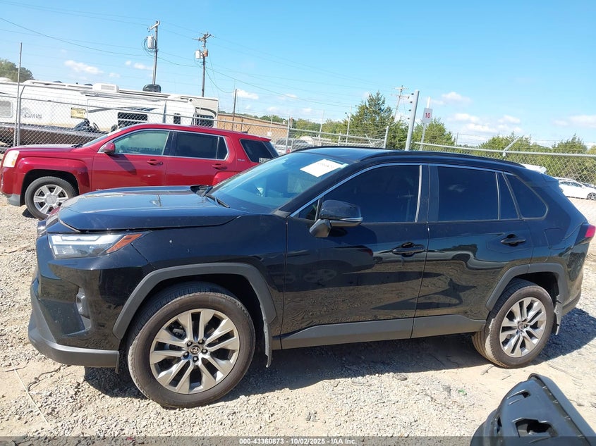 2024 Toyota Rav4 Xle Premium VIN: 2T3A1RFV8RW447399 Lot: 43360873