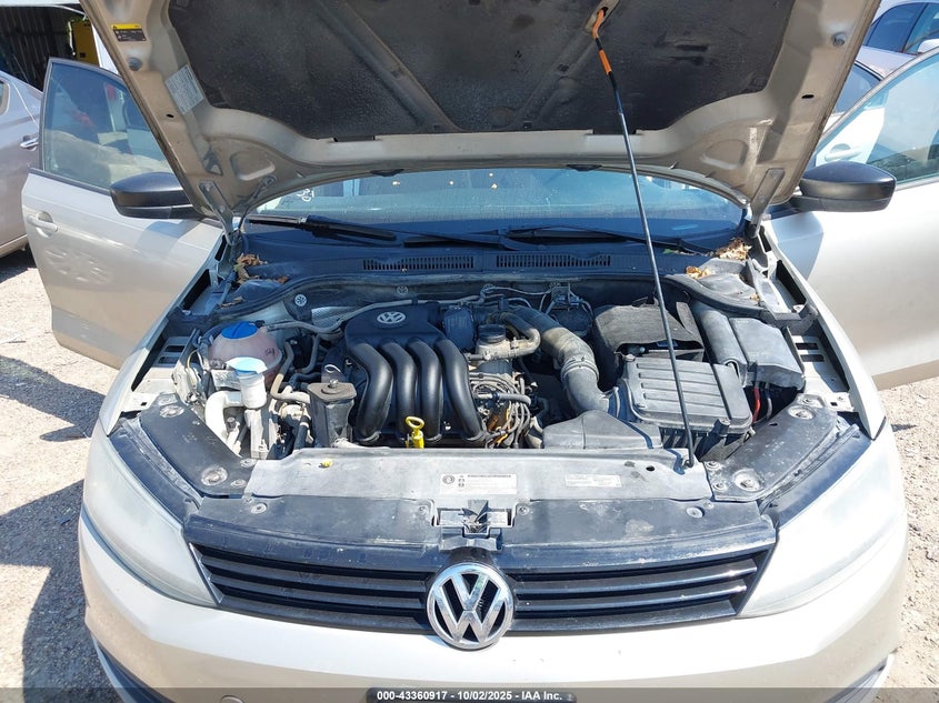 2014 VOLKSWAGEN JETTA 2.0L S - 3VW2K7AJXEM306160