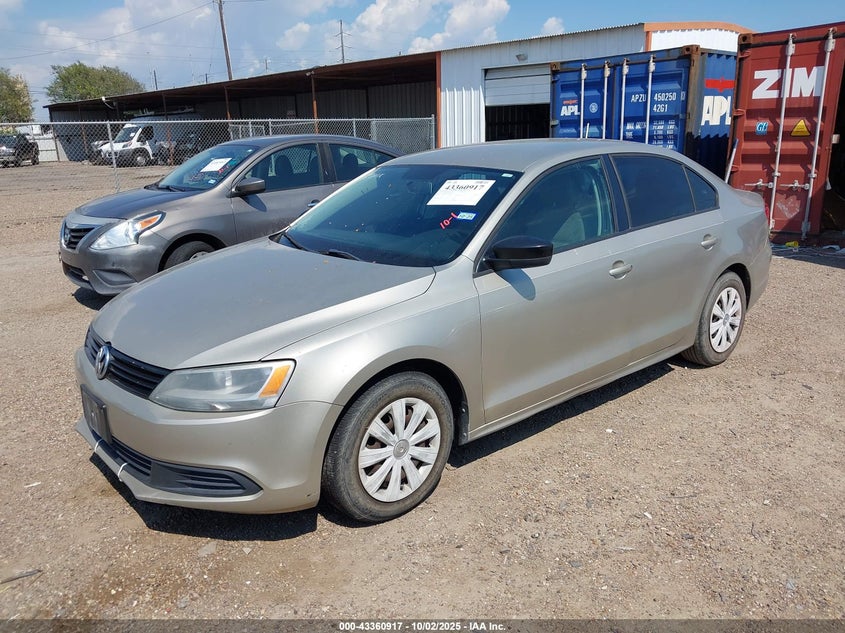 2014 VOLKSWAGEN JETTA 2.0L S - 3VW2K7AJXEM306160