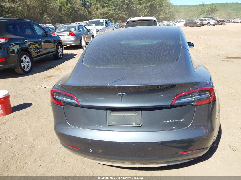 2019 Tesla Model 3 Long Range/Performance VIN: 5YJ3E1EB8KF453608 Lot: 43360975