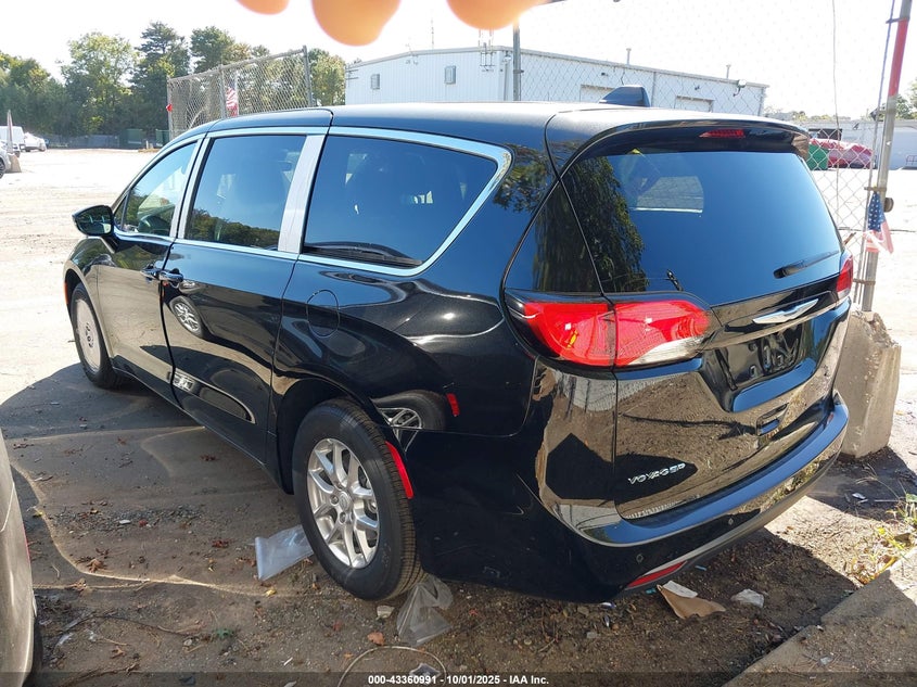 2C4RC1CG4TR171406 2026 CHRYSLER VOYAGER photo no. 3