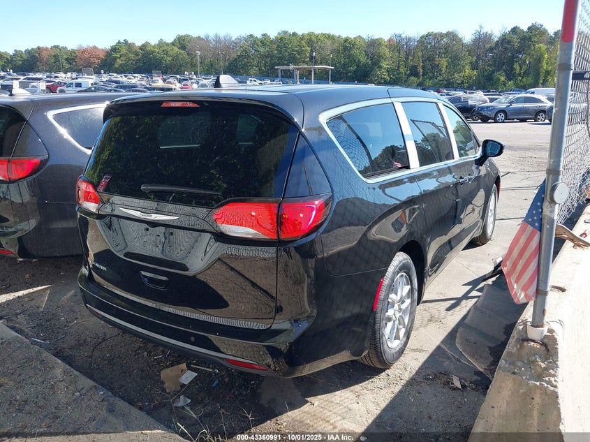 2C4RC1CG4TR171406 2026 CHRYSLER VOYAGER photo no. 4
