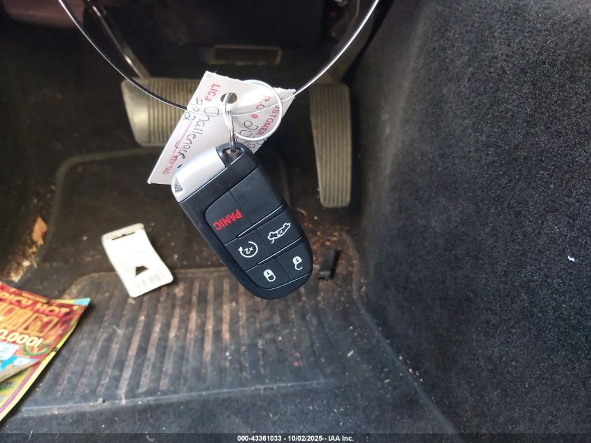 2015 Dodge Challenger Srt 392 VIN: 2C3CDZDJ9FH720382 Lot: 43361033