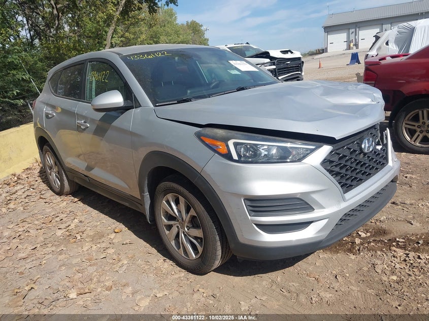 HYUNDAI TUCSON SE
