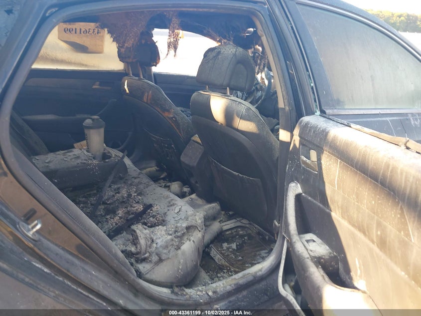 2017 HYUNDAI SONATA SPORT - 5NPE34AF2HH450092