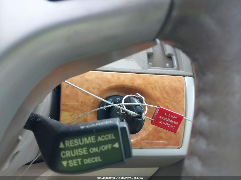 2008 Chrysler Town & Country Limited VIN: 2A8HR64X28R636965 Lot: 43361238