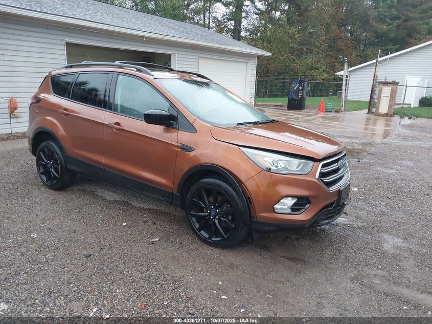 FORD ESCAPE SE