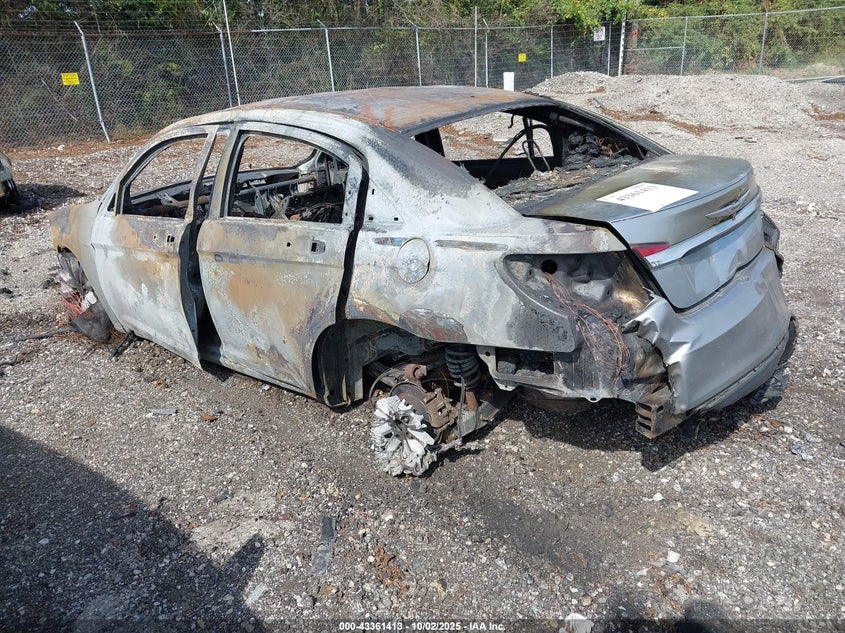 2013 CHRYSLER 200 TOURING - 1C3CCBBB3DN702258