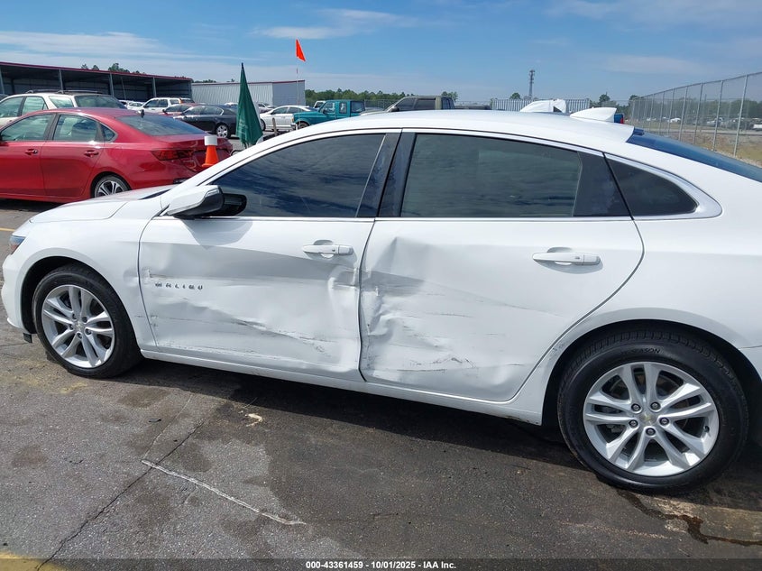 2018 CHEVROLET MALIBU LT - 1G1ZD5ST0JF264360