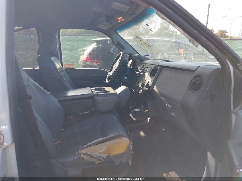 2013 FORD F-250 auction photo 5