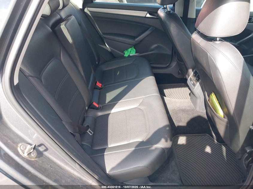 2014 VOLKSWAGEN PASSAT 2.5L SE 1VWBP7A31EC002610