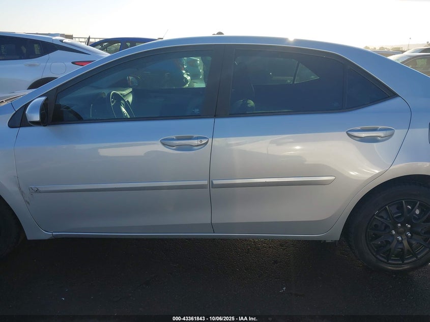 2017 TOYOTA COROLLA LE 2T1BURHEXHC868445