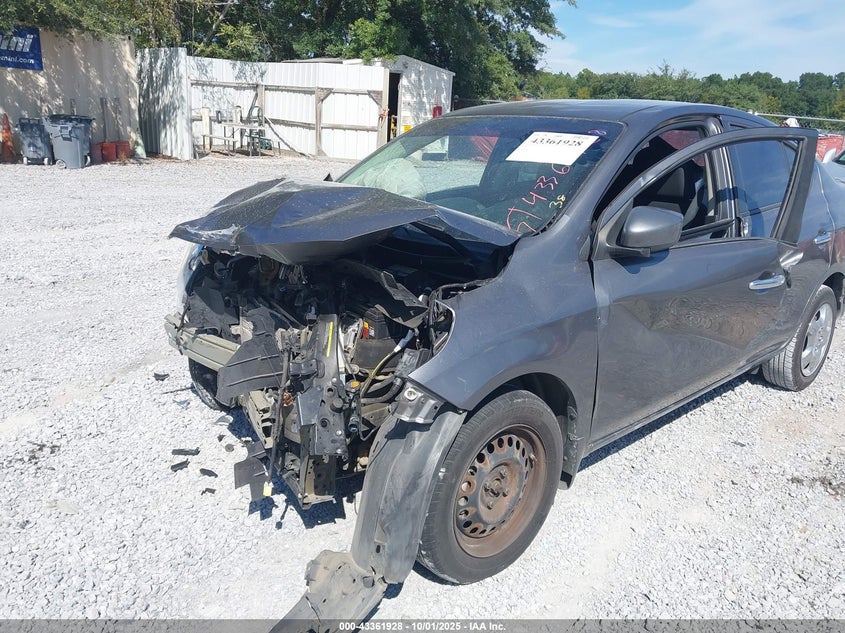 2016 NISSAN VERSA 1.6 SV - 3N1CN7AP4GL876699