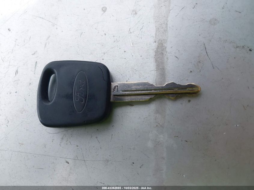 2002 Ford Escape Xlt VIN: 1FMCU03132KB53240 Lot: 43362085