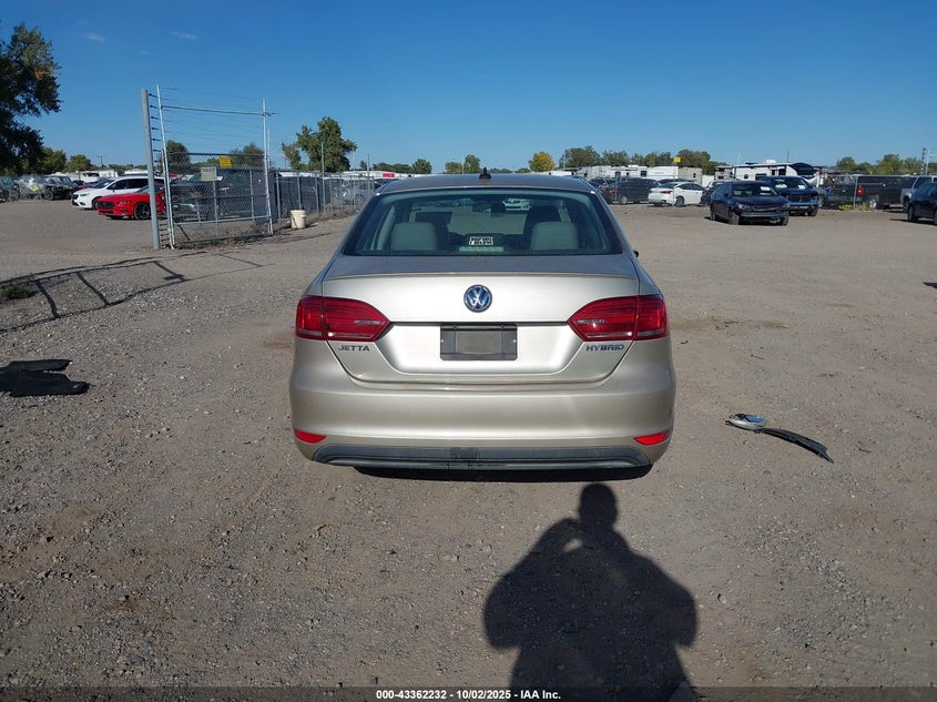 2013 VOLKSWAGEN JETTA HYBRID SEL 3VW637AJ2DM226008