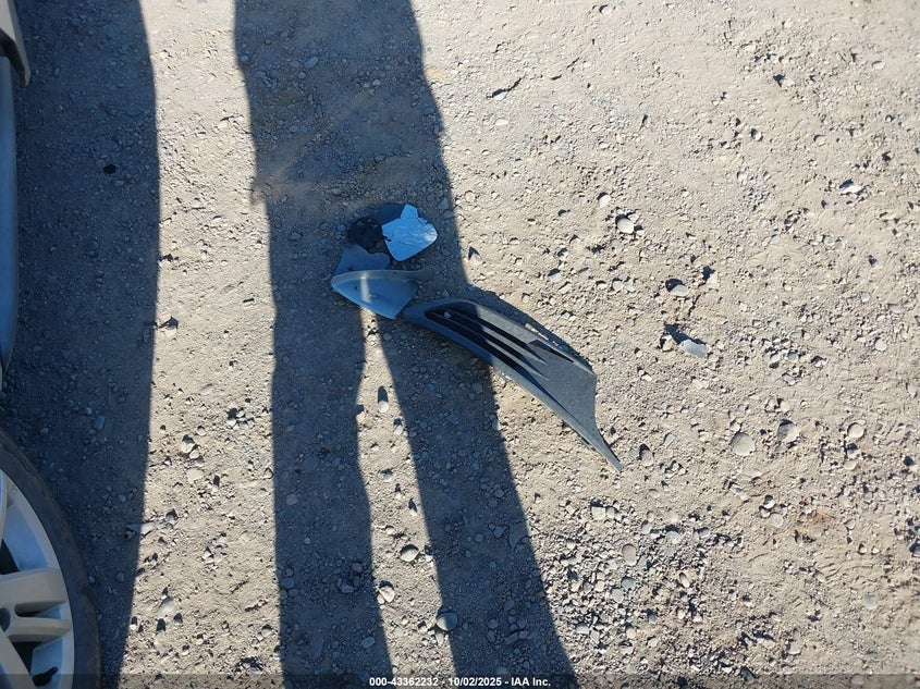 2013 VOLKSWAGEN JETTA HYBRID SEL 3VW637AJ2DM226008