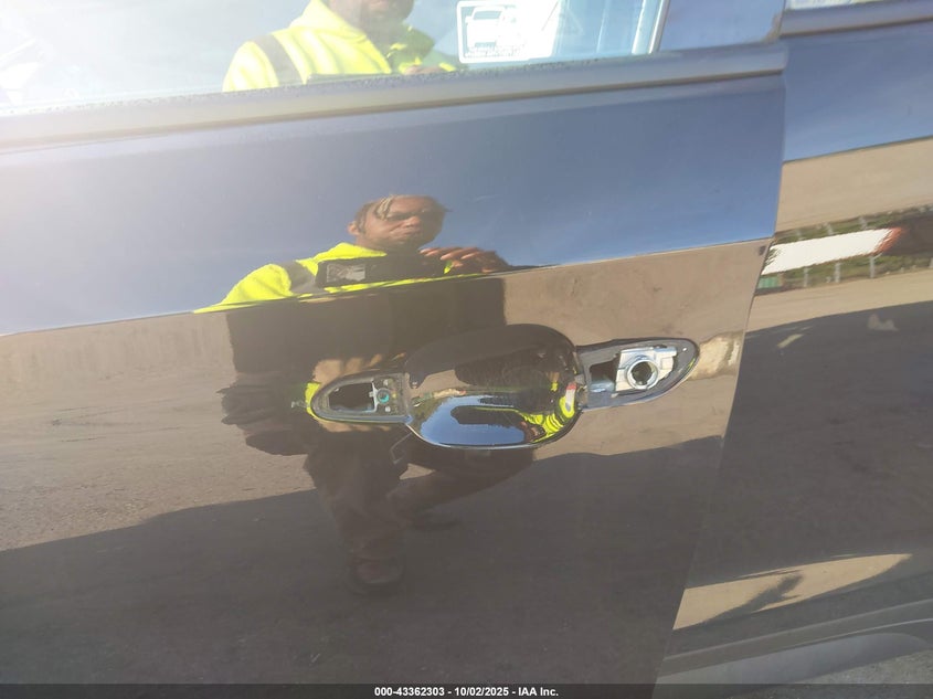 2019 HYUNDAI TUCSON SE - KM8J2CA40KU001142