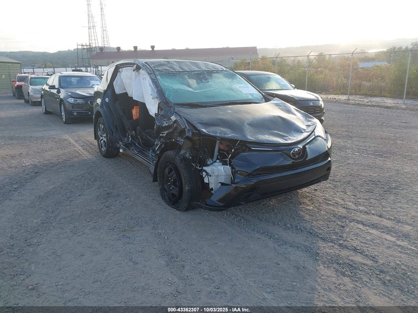 2018 TOYOTA RAV4 LE - 2T3ZFREV1JW500390