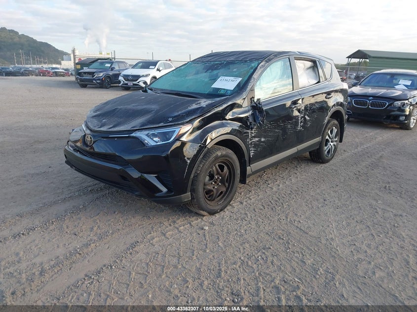 2018 TOYOTA RAV4 LE - 2T3ZFREV1JW500390
