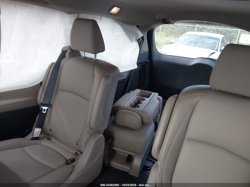2018 HONDA ODYSSEY EX-L 5FNRL6H75JB013624