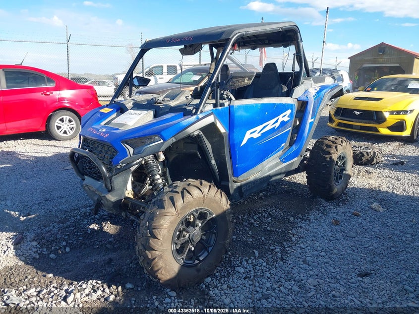 3NSNEE993SF114051 2025 POLARIS RZR photo no. 2